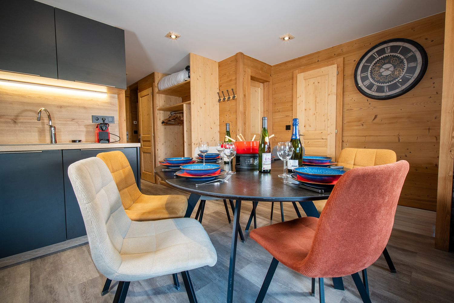 Salon de l'appartement L'Étoile du Linga à Châtel