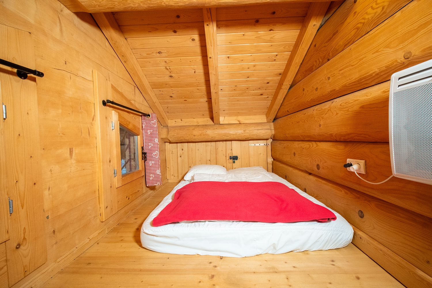 Chambre avec lits simples à Châtel