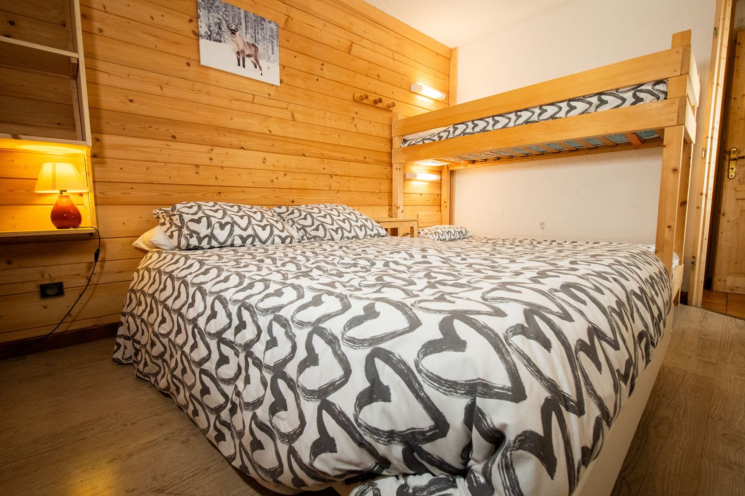 Cuisine moderne de l'appartement à Châtel