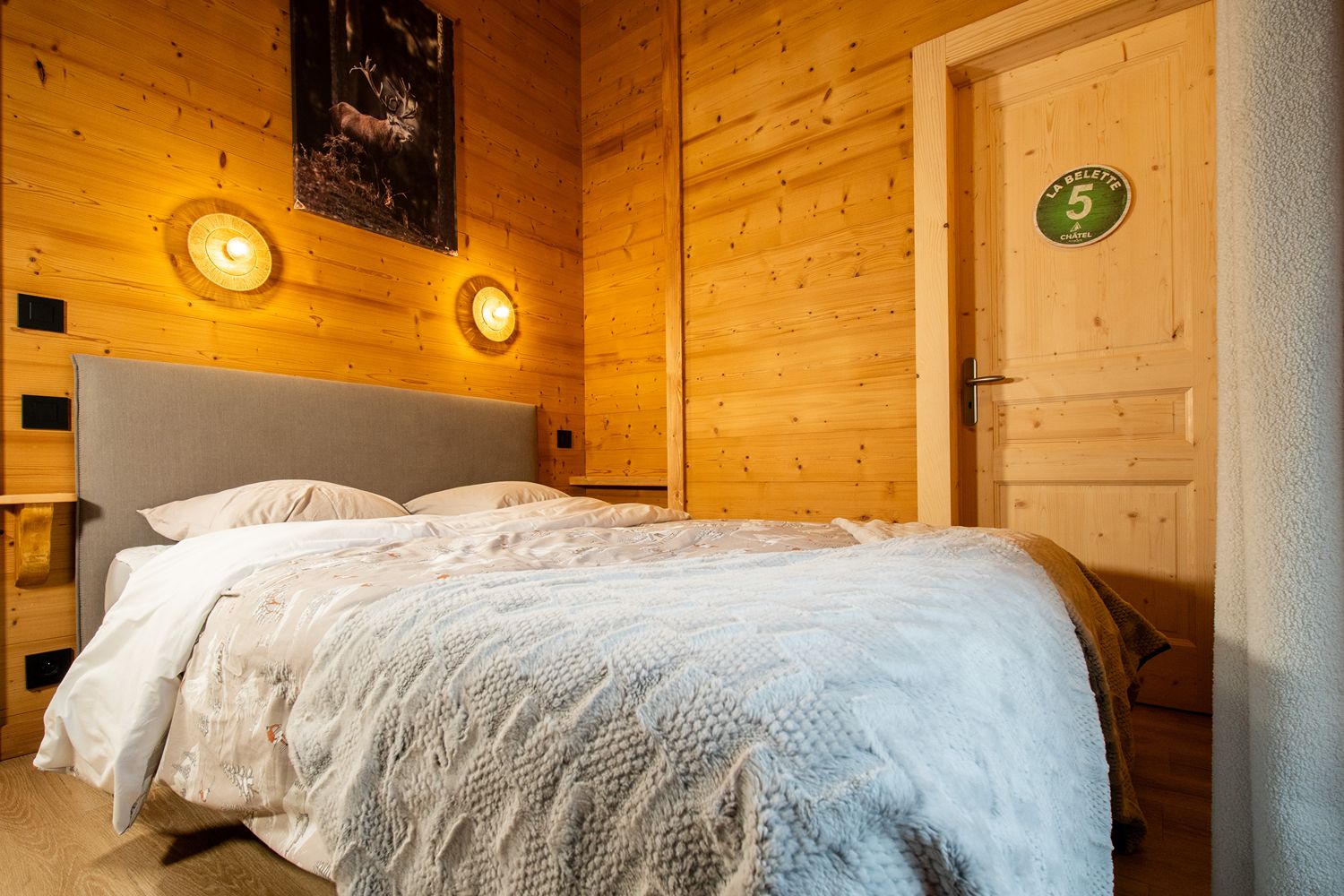 Cuisine moderne de l'appartement à Châtel