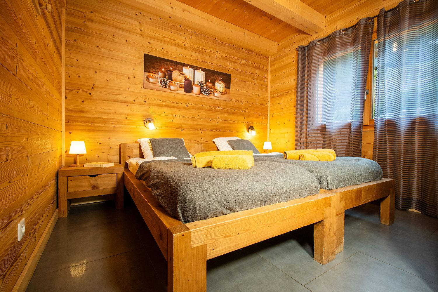 Appartement à Châtel - cuisine ouverte et espace repas