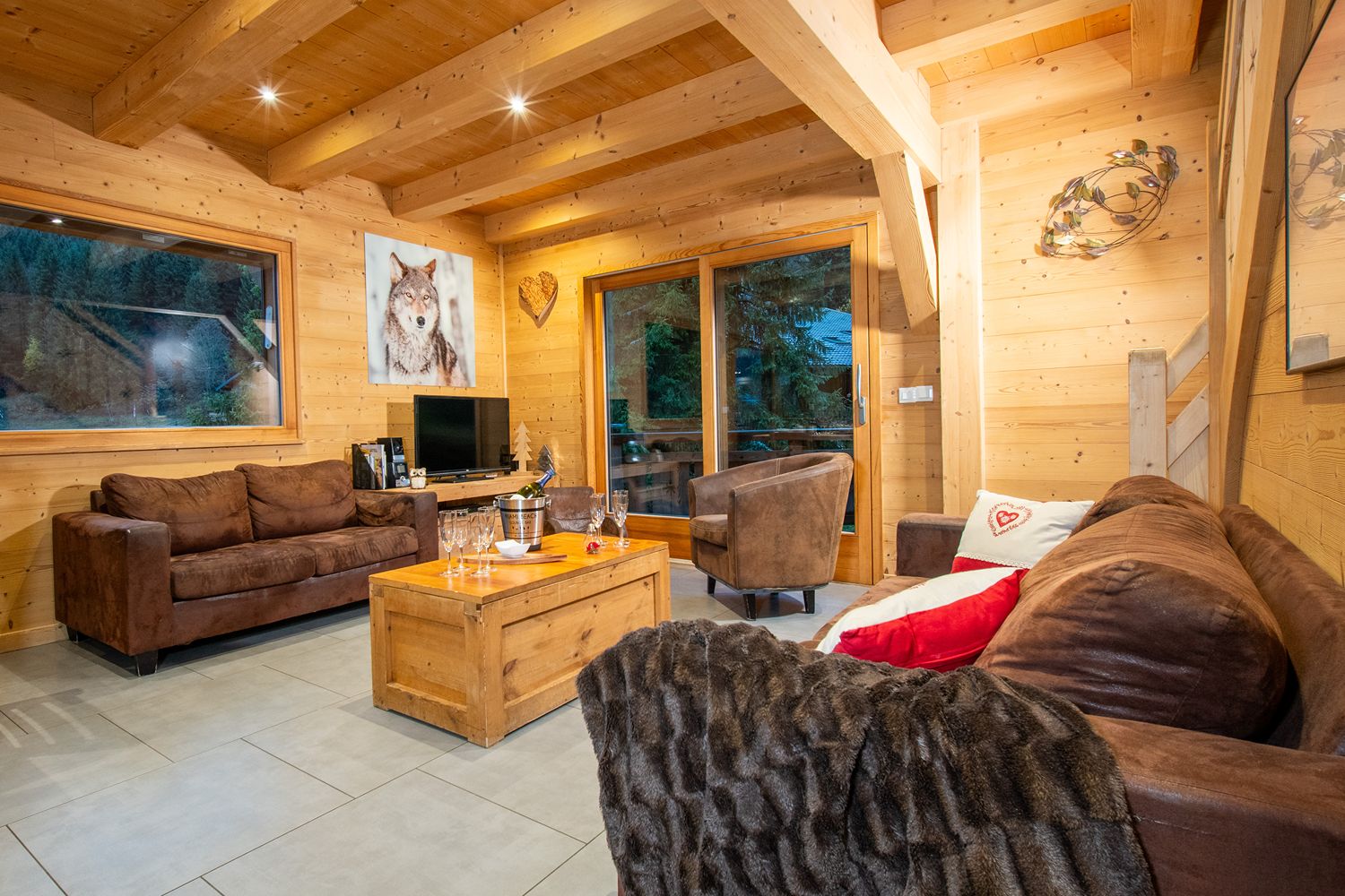 Deuxième chambre de l'appartement à Châtel